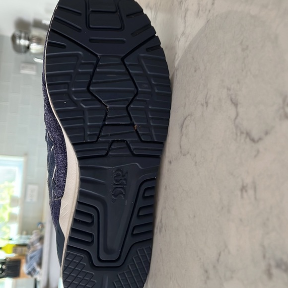 ASICS Gel Sneakers - Picture 5 of 5